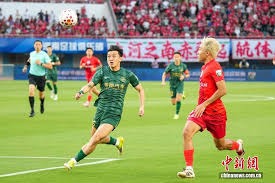中国足球小将意大利国际邀请赛夺冠的精彩瞬间